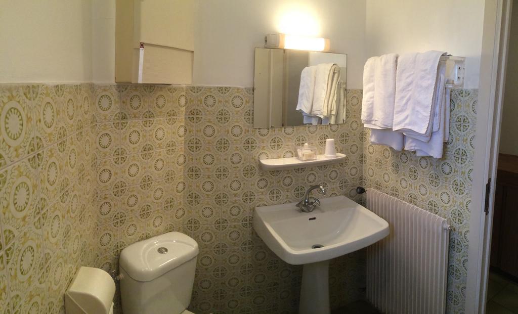 Hotel Pilotel Antibes Room photo